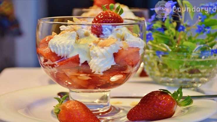 Makanan Strawberries Arnaud