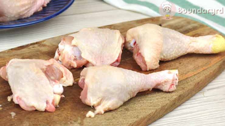 Bagaimana Cara Memotong Daging Ayam Utuh